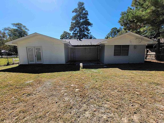 3rd image of 1205 W 34th Ave