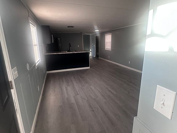 3rd image of 18 Minnie Pratt Ln