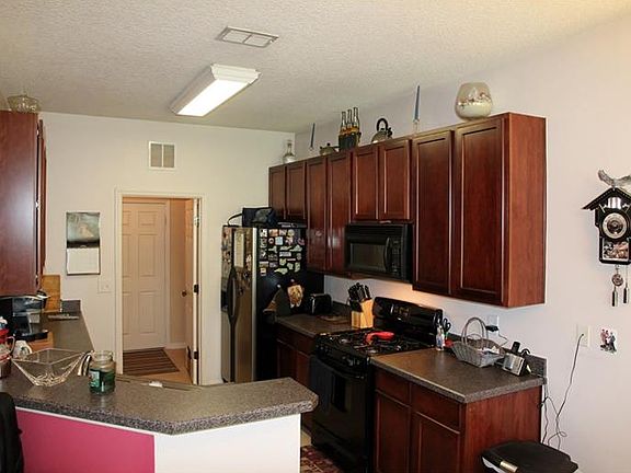 4th image of 217 Brookgreen Way