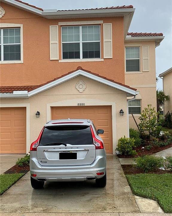 1st image of 8880 Via Isola Ct