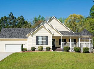 180 White Oak Ct, Carrollton, GA 30116