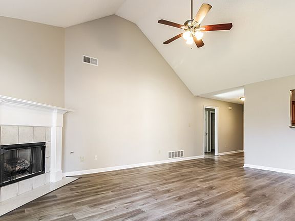 5th image of 9345 Sarsen Dr