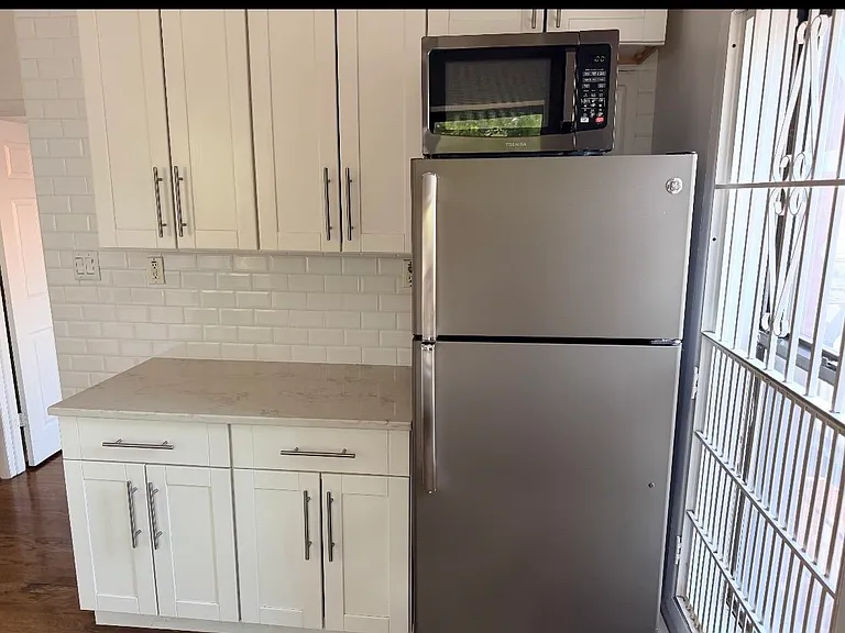 236 Grove St — Photo 5