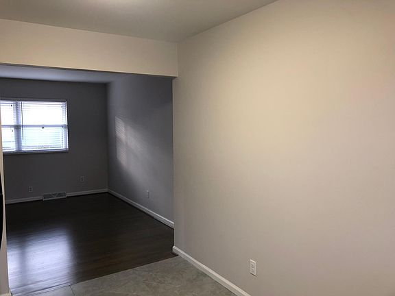 2nd image of 1614 S Harvard Ave APT A