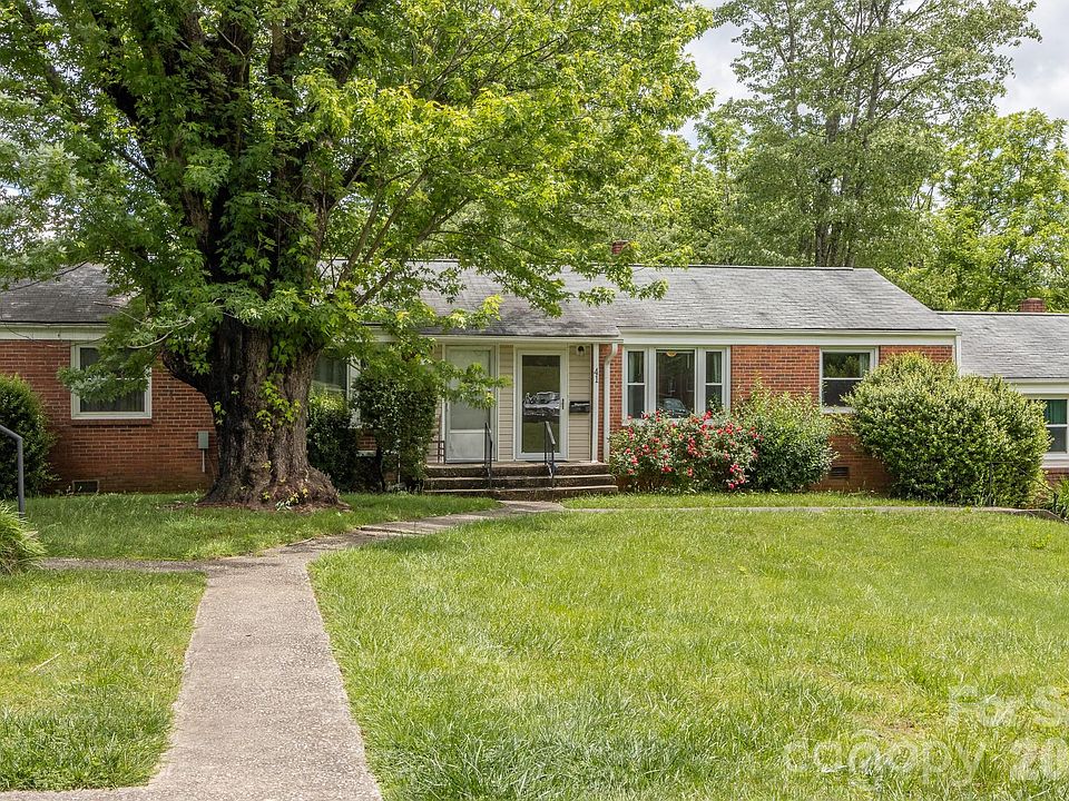 1st image of 41 Trowbridge Ln