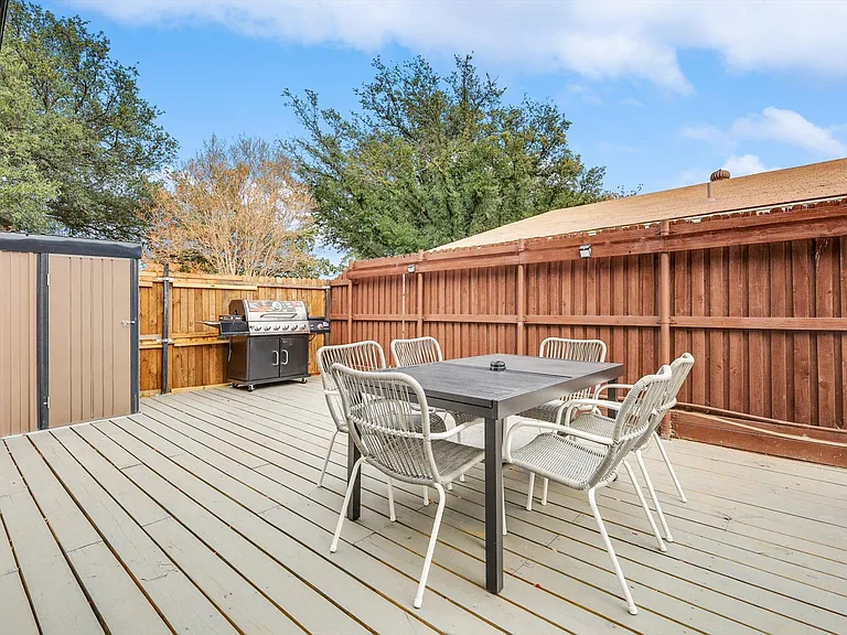 5048 Pemberton Ln — Photo 41