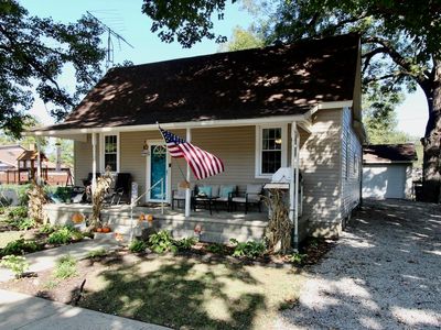 624 E South St, New Harmony, IN, 47631