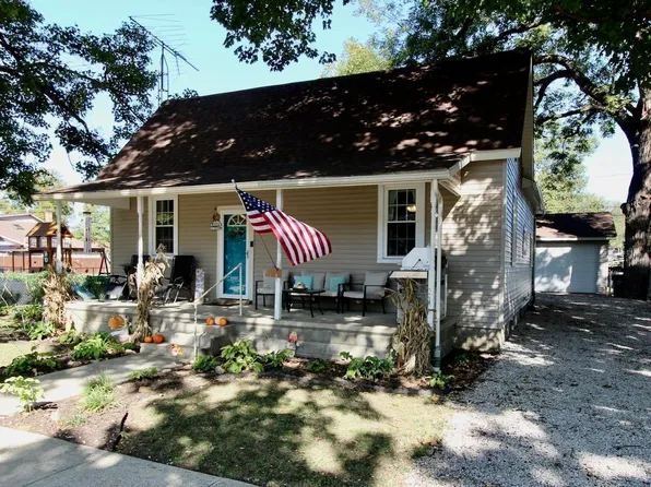 624 E South St, New Harmony, IN 47631