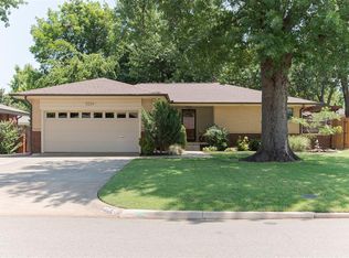 10204 Sunnymeade Pl, The Village, OK 73120