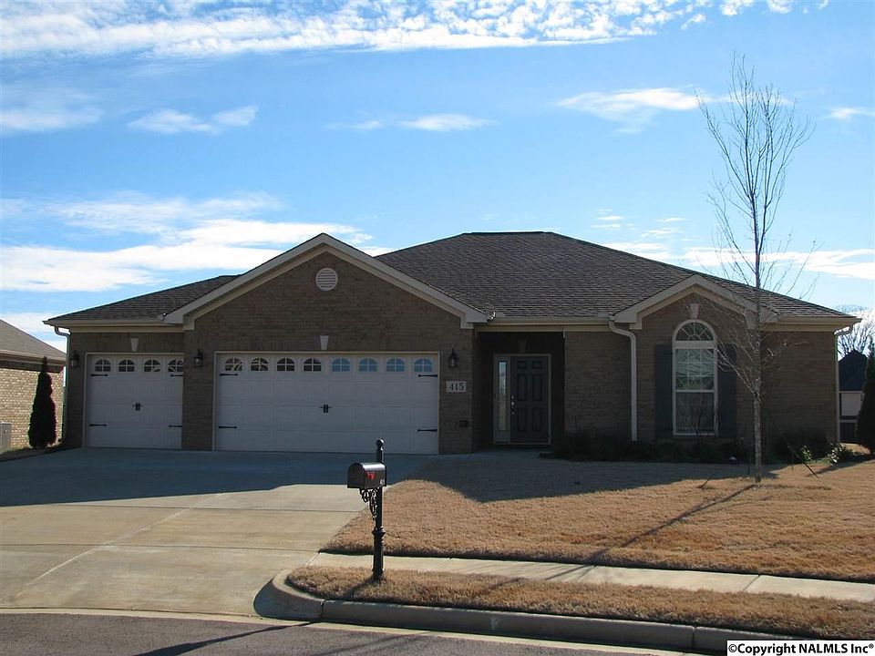 1st image of 415 Creekwater Cir NW
