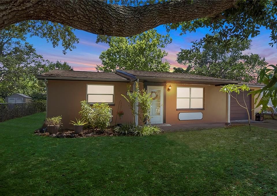 1st image of 7830 Sagebrush Dr