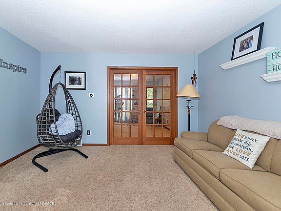 4th image of 3849 Pine Knoll Dr