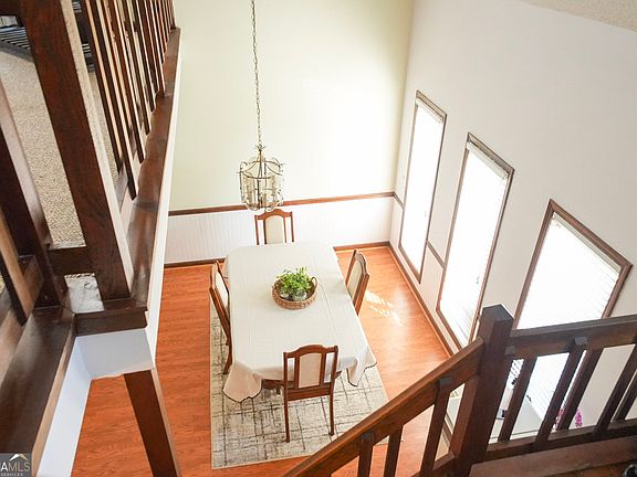 3rd image of 2677 Deerfield Cir SW