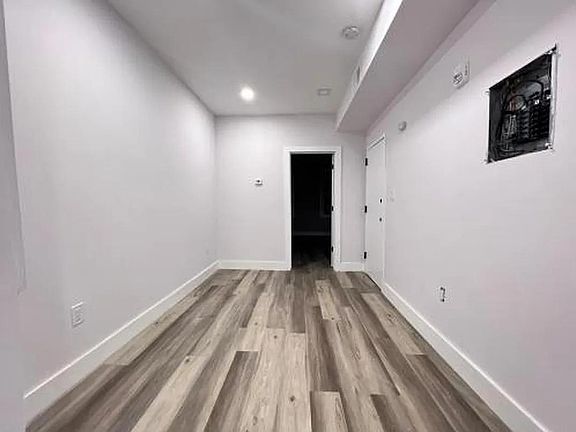 5th image of 47 Logan Ave #2RA