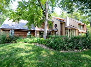 17210 W 70th St, Shawnee, KS 66217