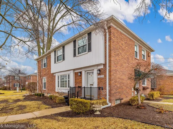 612 Cadieux Rd, Grosse Pointe, MI 48230