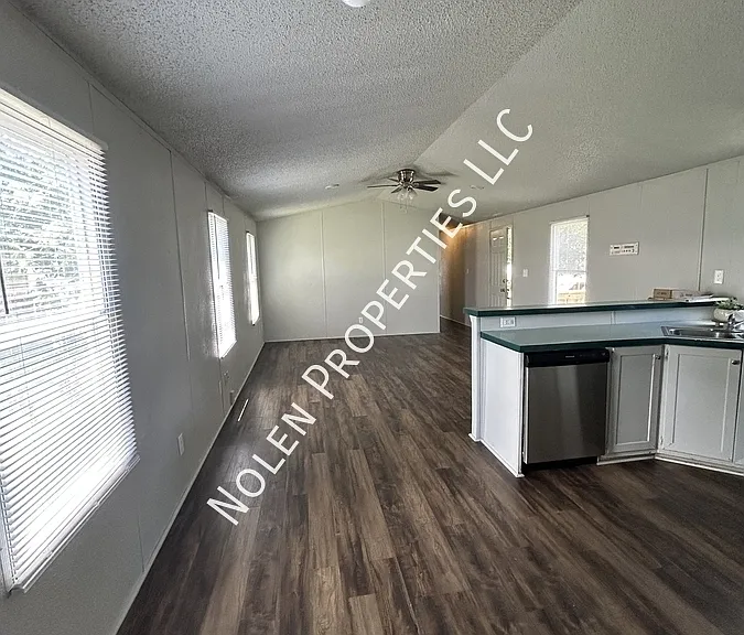 301 Dennis St #45 — Photo 12