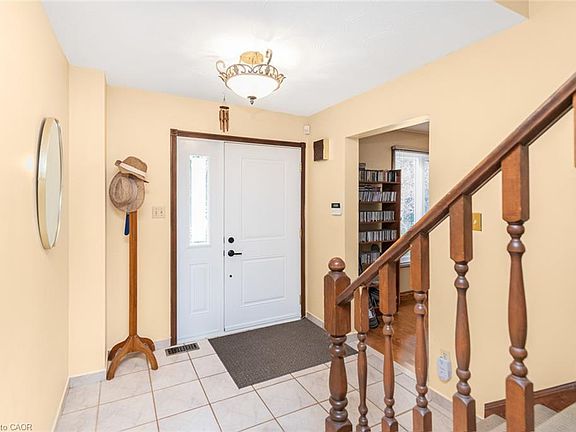 3rd image of 311 Hemlock Ave
