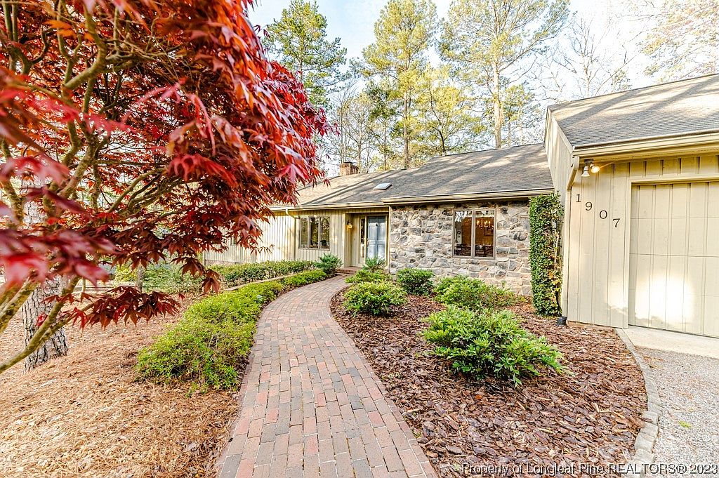 1907 Wedgewood Dr, Sanford, NC 27332 Zillow