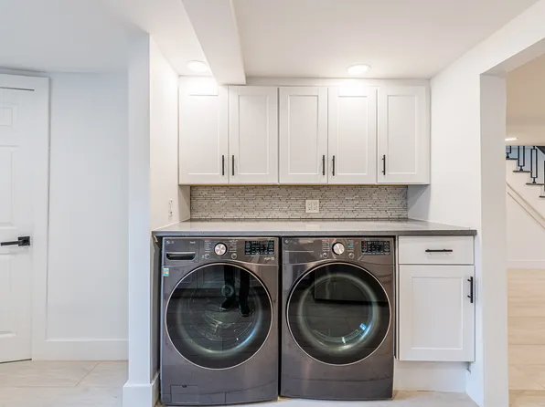 18-22 Astoria Park South image 11 of 16