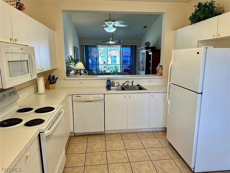 675 Luisa Ln #825 — Photo 8