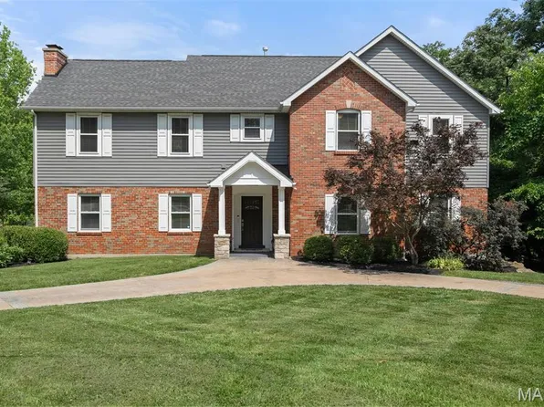 1346 Forest Ave, Saint Louis, MO 63122