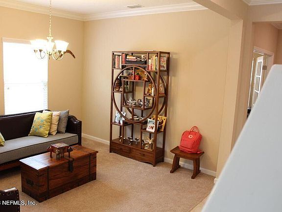 3rd image of 1452 Aspenwood Dr