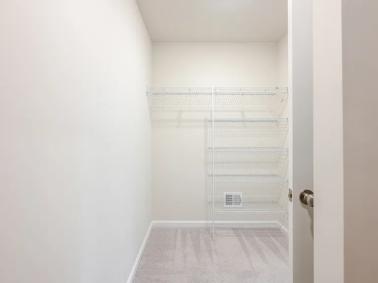 2401 Stella Pl — Photo 21