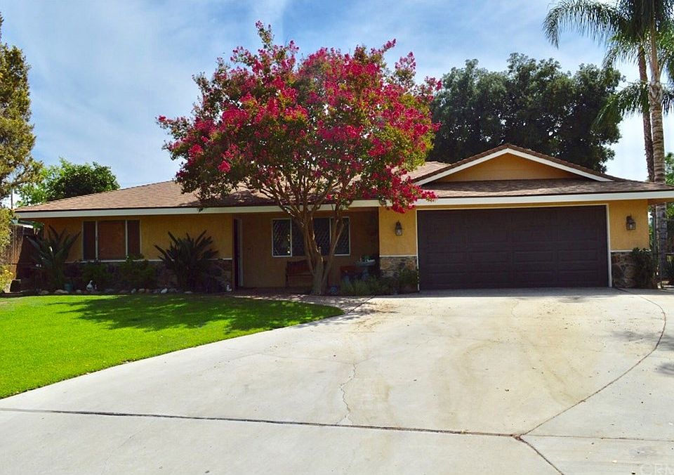 1st image of 26425 Liberty Dr