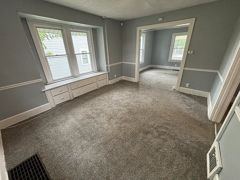 2608 Leland Ave — Photo 4