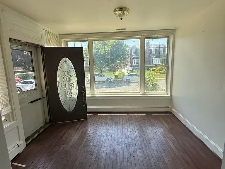 3127 Guilford St — Photo 6
