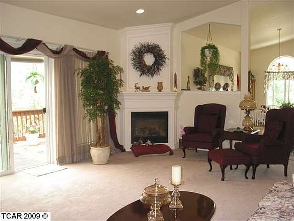 2nd image of 580 Arbona Cir N