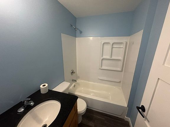 5th image of 737 Foran Ln