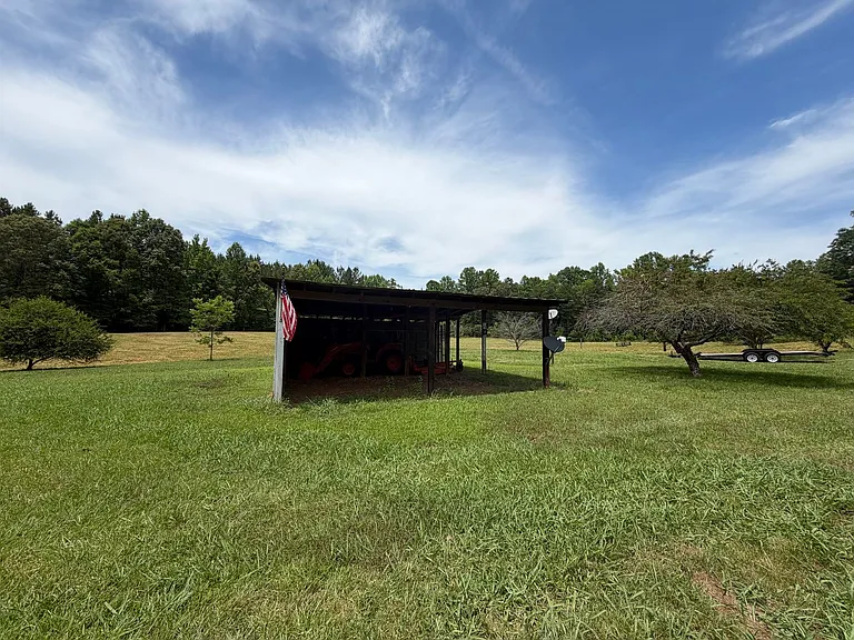 5126 Hickory Grove Rd — Photo 6