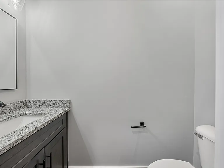 2624 S Main St #14 — Photo 27