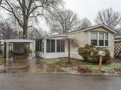 20 Flagler Dr #20, Olmsted Falls, OH, 44138