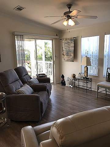 1st image of 278 Lamplighter Dr