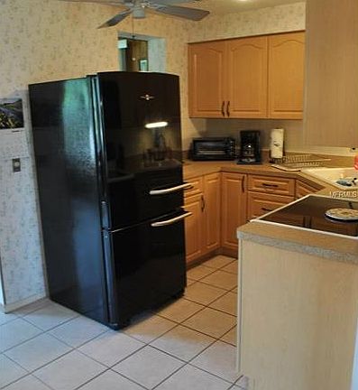 5th image of 1284 Lincoln Dr