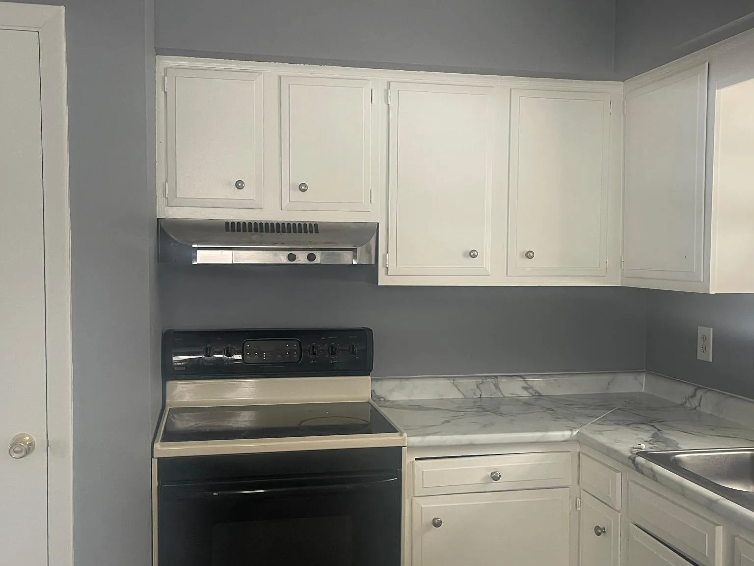 2 bed, 809 sqft, $1,100 — Photo 3