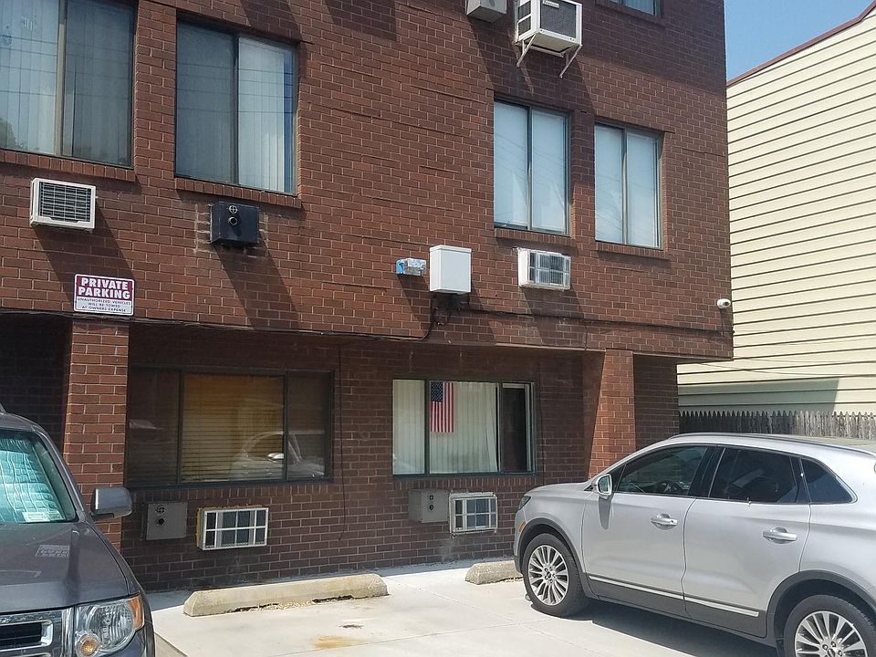 6449 Perry Ave Maspeth, NY, 11378 Apartments for Rent Zillow