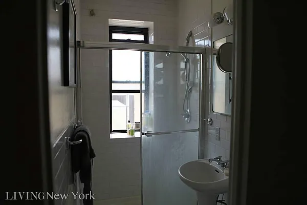 Rented by Living New York | media 4