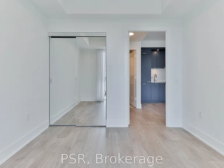 858 Dupont St #733 — Photo 13