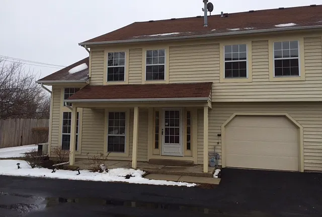 225 Acorn Dr