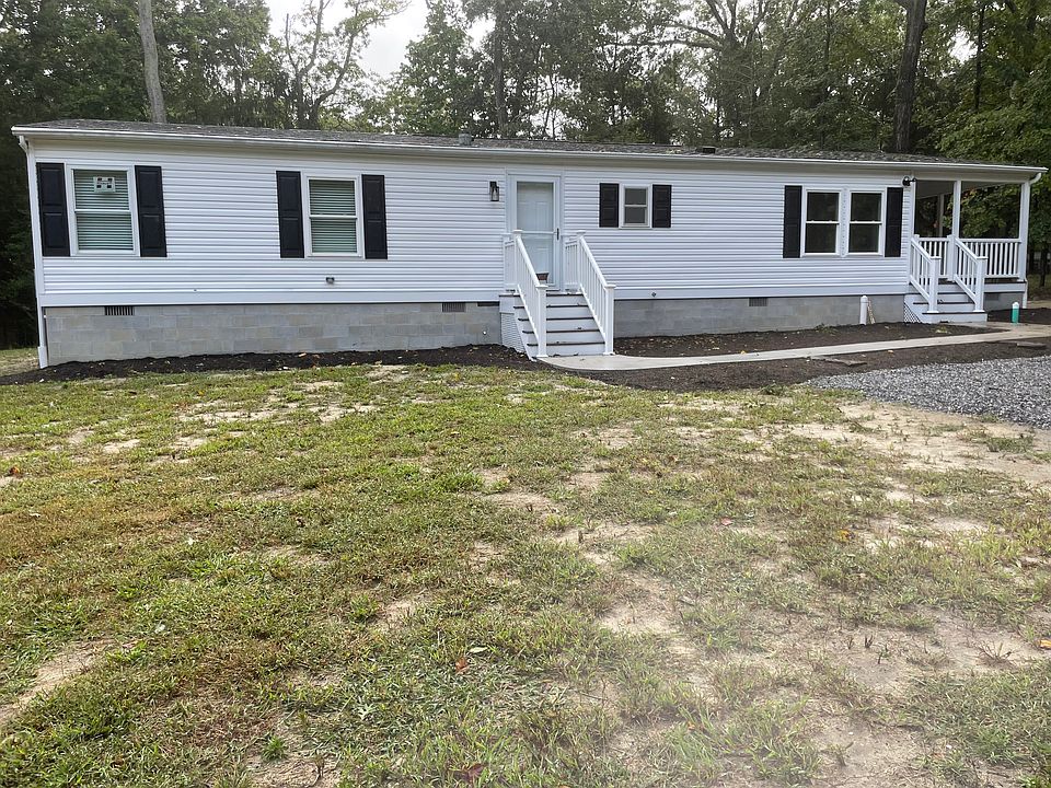 1st image of 23001 Magnolia Dr