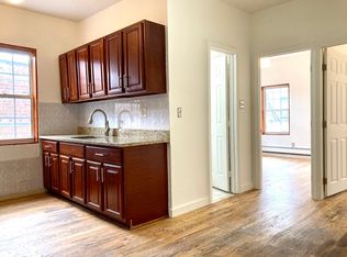 614 Van Buren St #3, Brooklyn, NY 11221