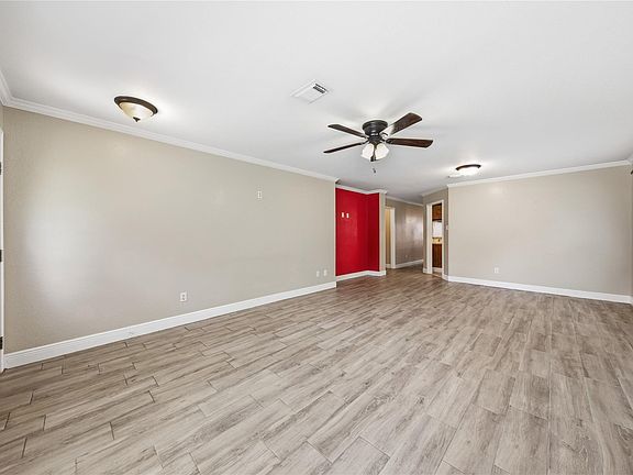 3rd image of 13506 Spring Ct