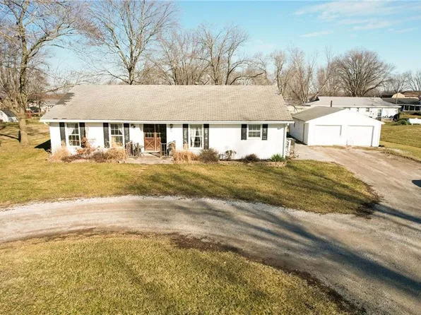 107 E Maple St, Polo, MO 64671