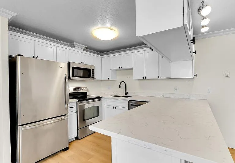 1752 NW 57th St #2 — Photo 1