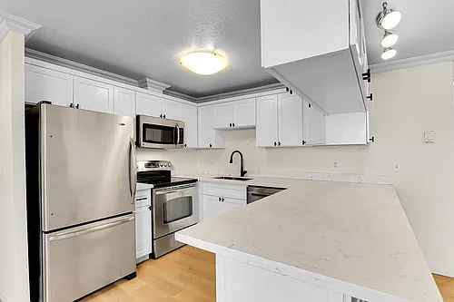 1752 NW 57th St #2 Photo 1