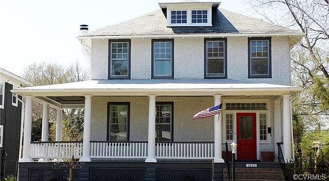 c1916 Renovated w/2800+sq ft